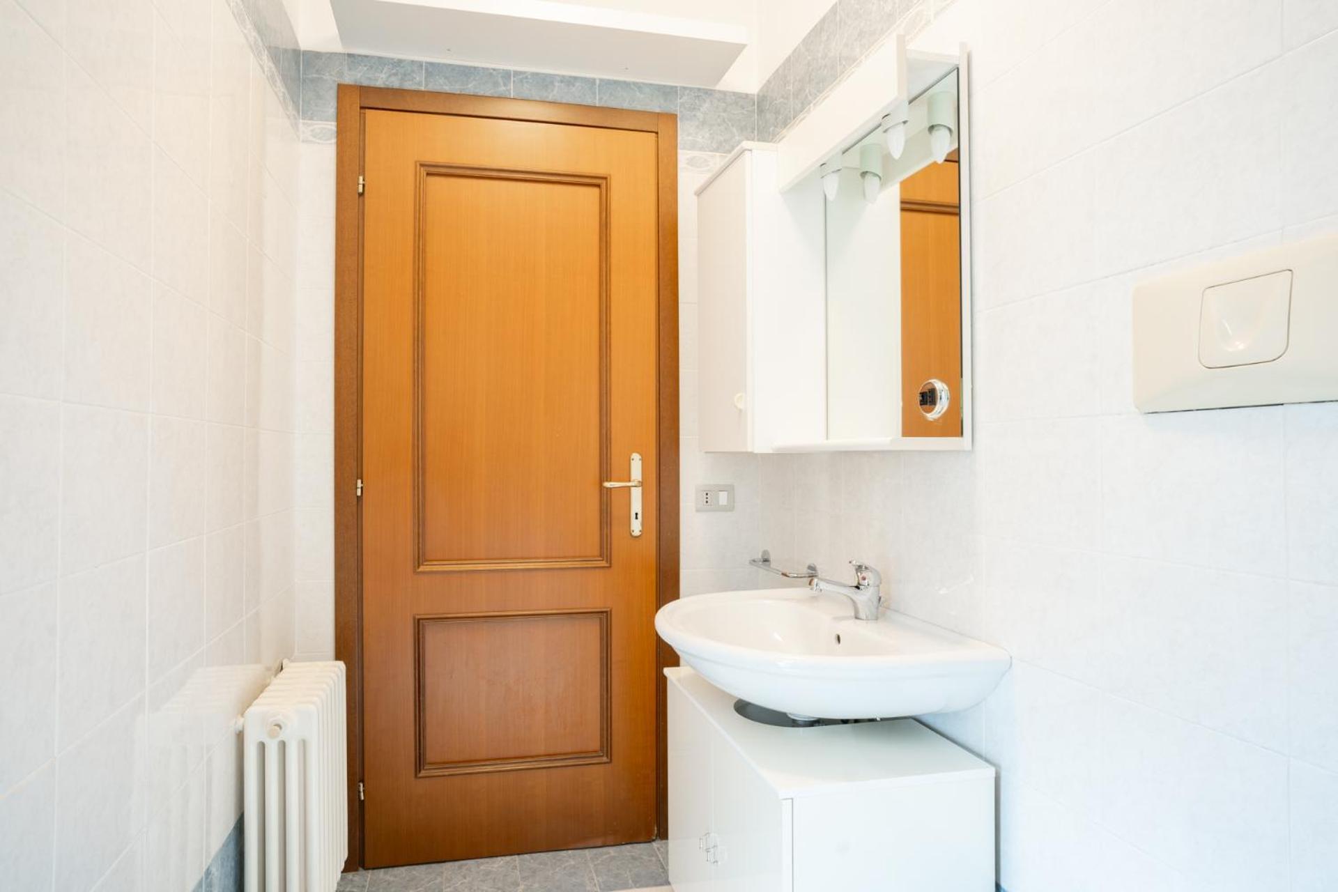 Spacious Bright Apartment Near City Center And Como Lake With Air Conditioning 레코 외부 사진