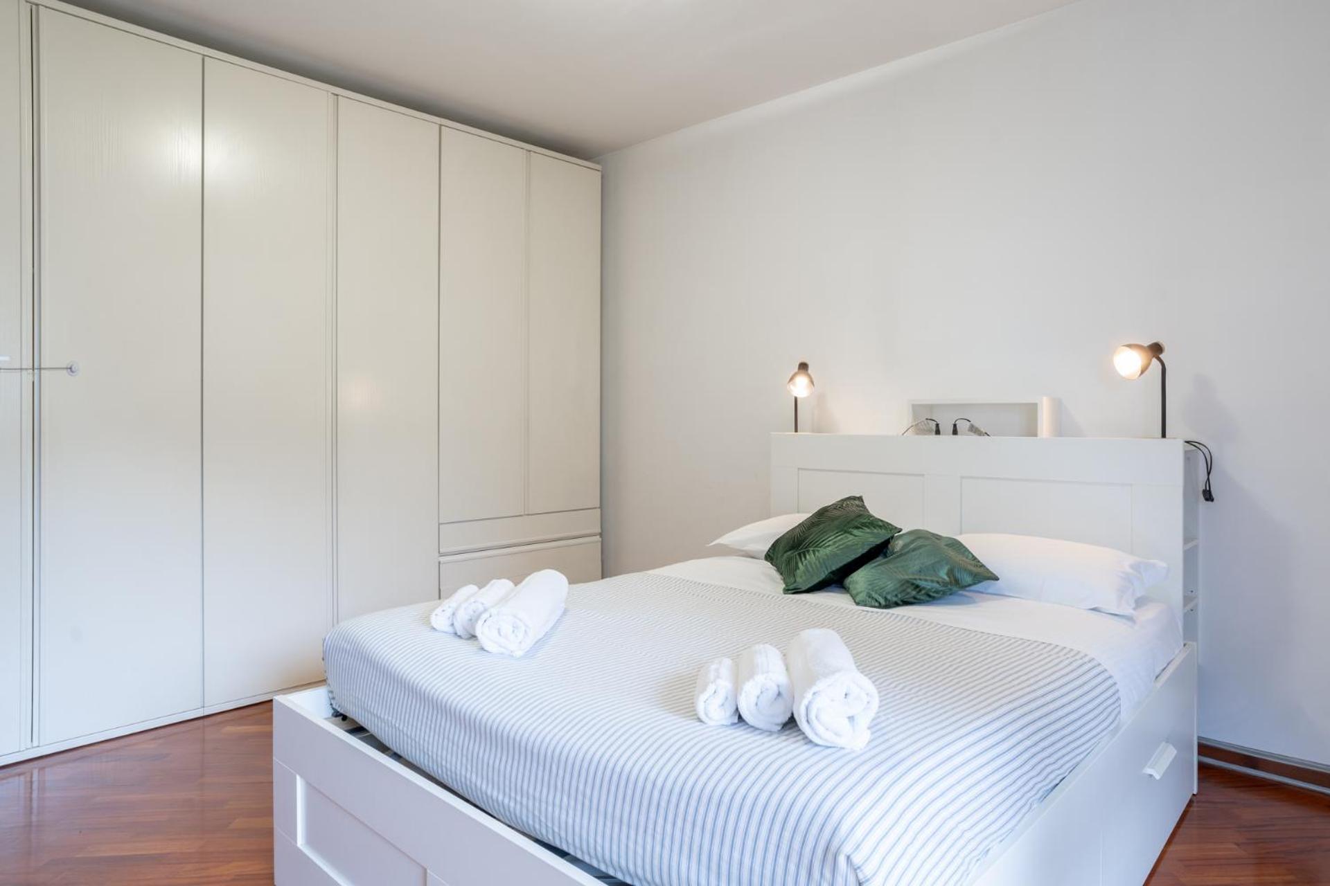 Spacious Bright Apartment Near City Center And Como Lake With Air Conditioning 레코 외부 사진