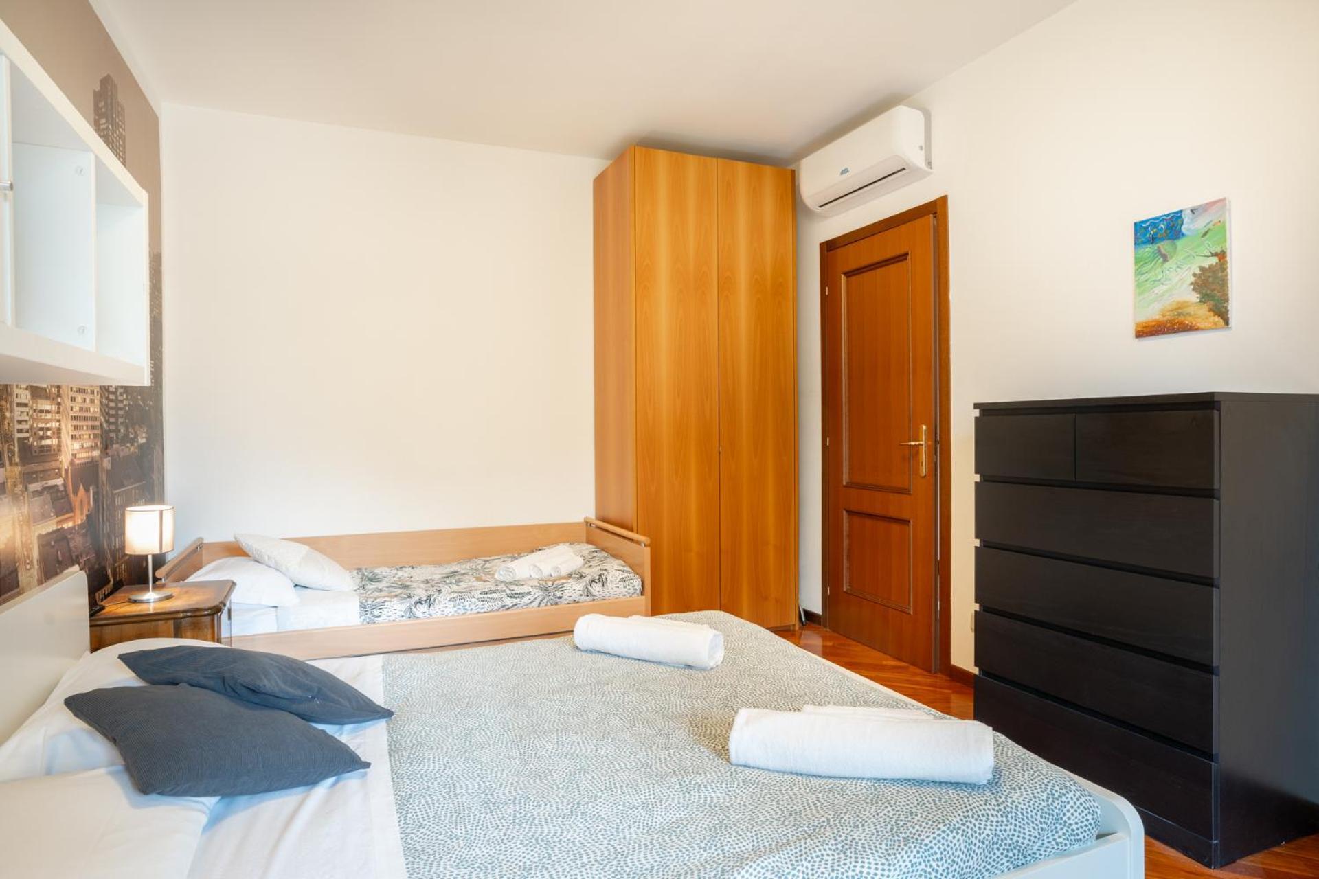 Spacious Bright Apartment Near City Center And Como Lake With Air Conditioning 레코 외부 사진
