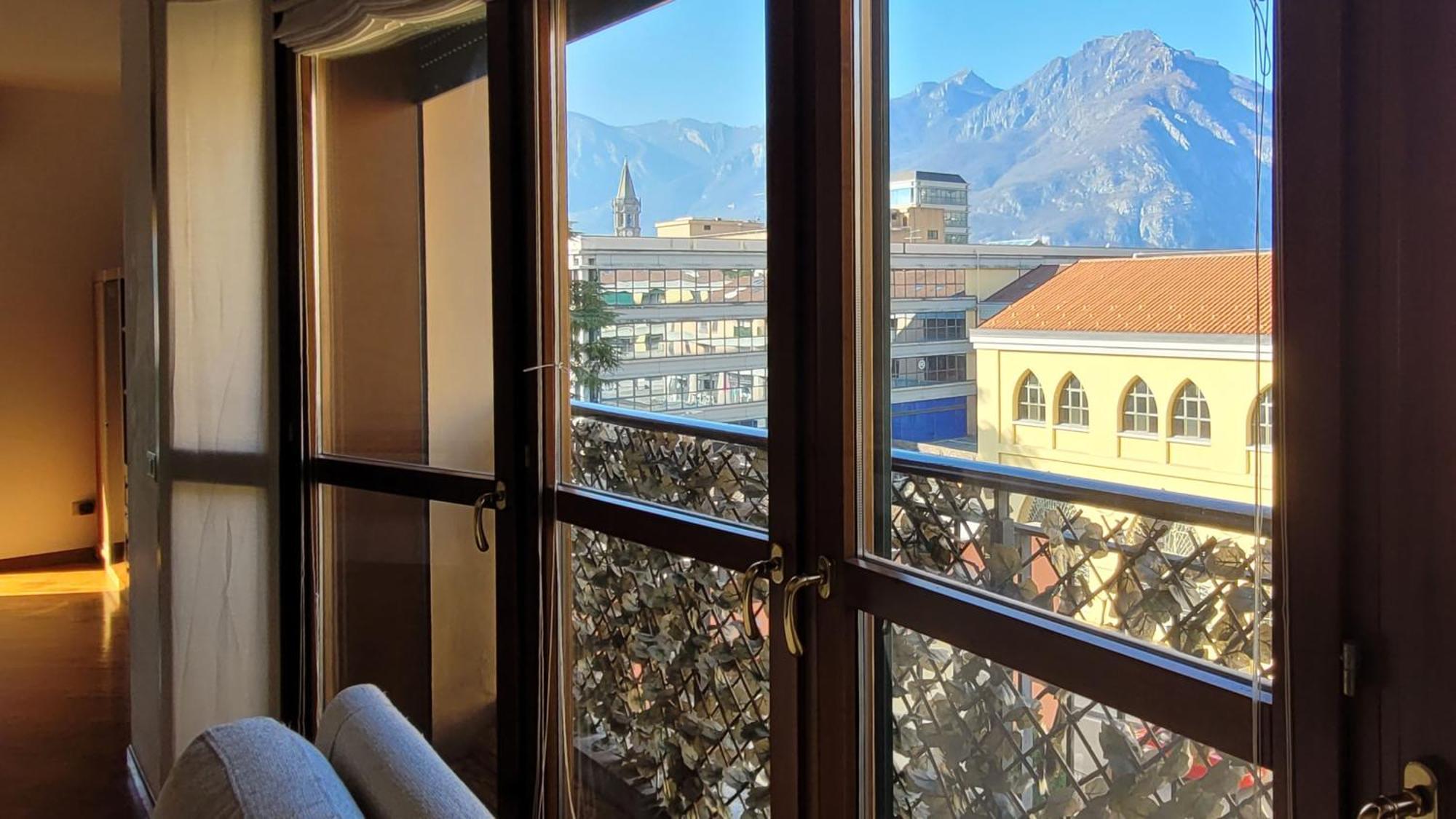 Spacious Bright Apartment Near City Center And Como Lake With Air Conditioning 레코 외부 사진
